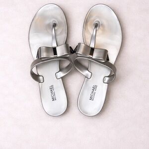 Michael Kors Silver Jelly Bow Sandals Thong Flip Flop Size 7